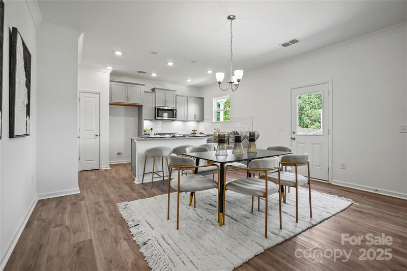 5924 Chumbley Point Rd, Charlotte, NC 28215