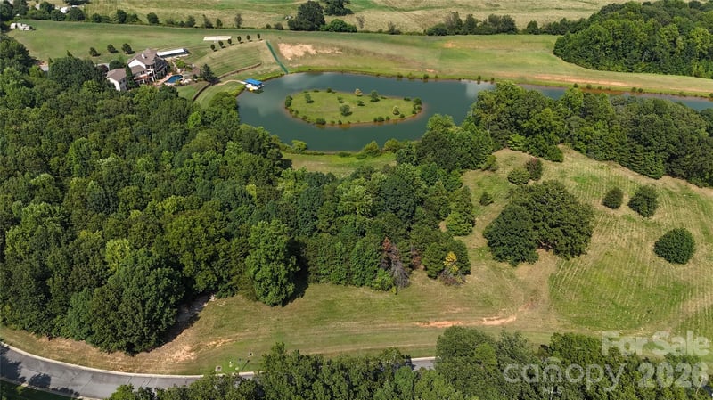 4604 Mirror Lake Dr, Catawba, NC 28609