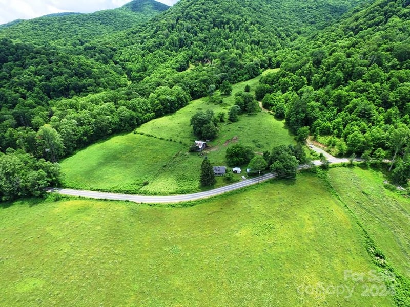 00 Hwy 209 Hw, Hot Springs, NC 28743