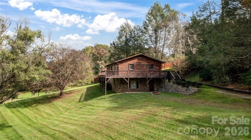 205 L And E Meadows Dr, Waynesville, NC 28786