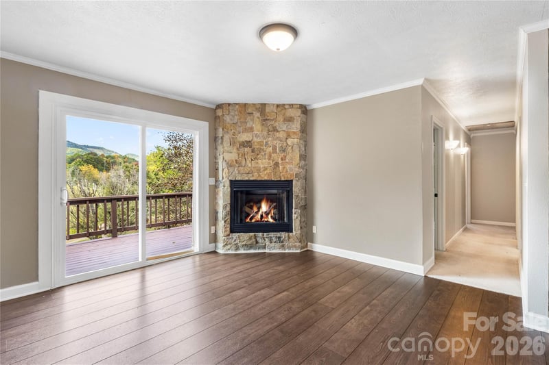 205 L And E Meadows Dr, Waynesville, NC 28786