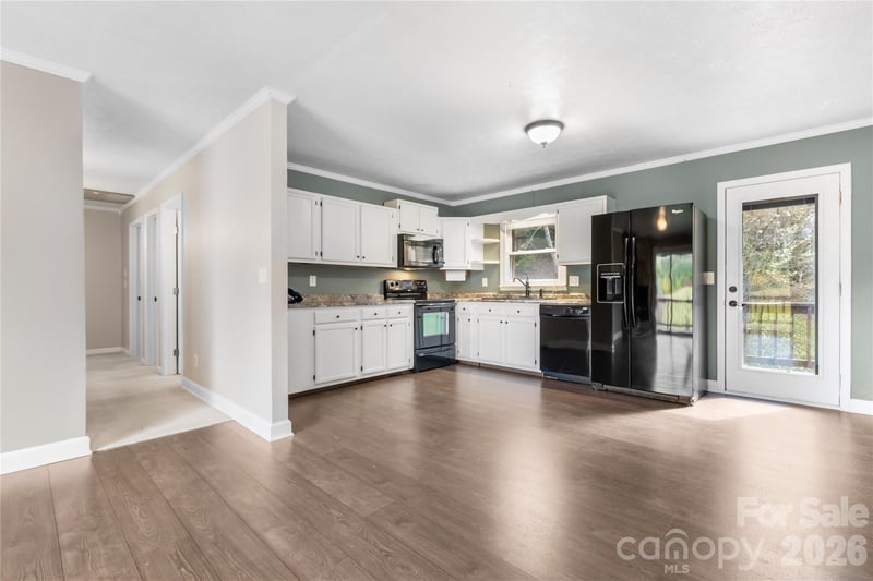 205 L And E Meadows Dr, Waynesville, NC 28786