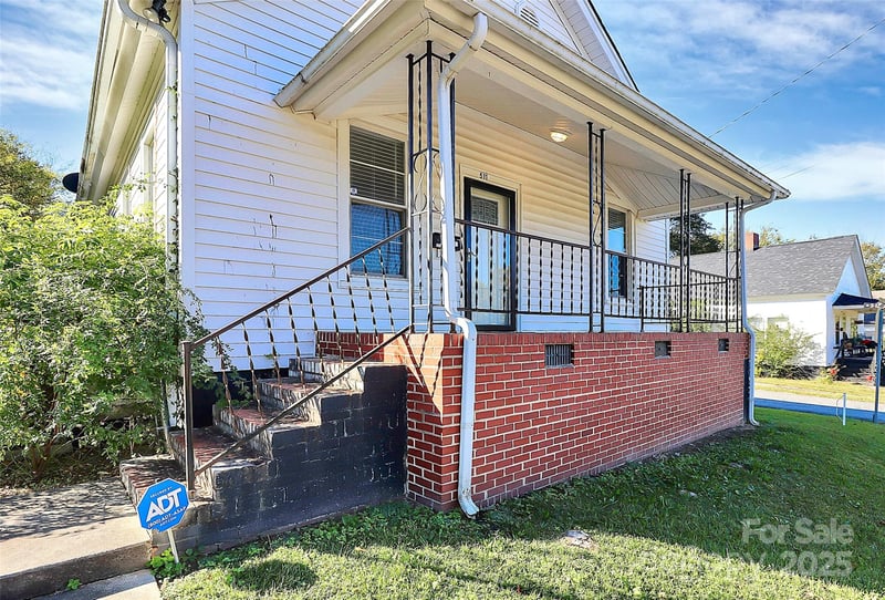 511 Elliott St, Chester, SC 29706
