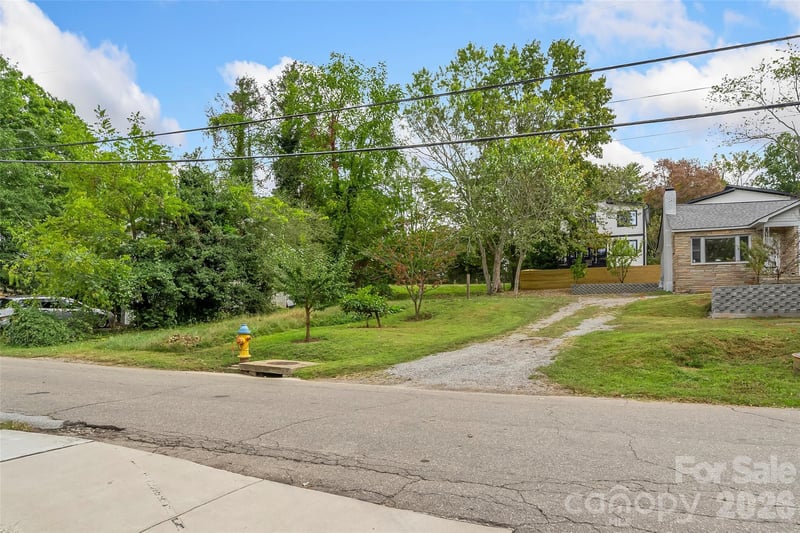 20 Merchant St, Asheville, NC 28803