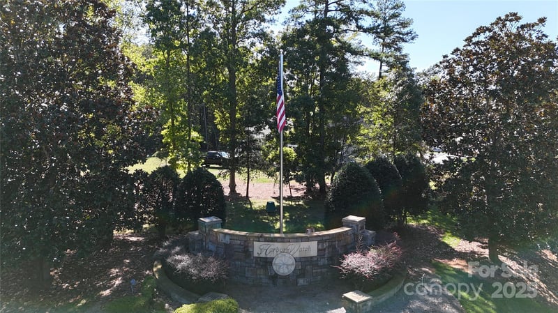 204 Harbor Watch Dr, Statesville, NC 28677