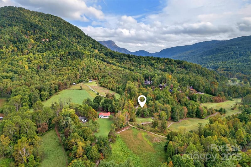 99999 Blue Ridge Dr, Marion, NC 28752