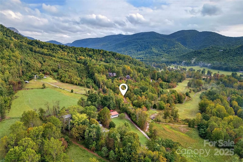 99999 Blue Ridge Dr, Marion, NC 28752