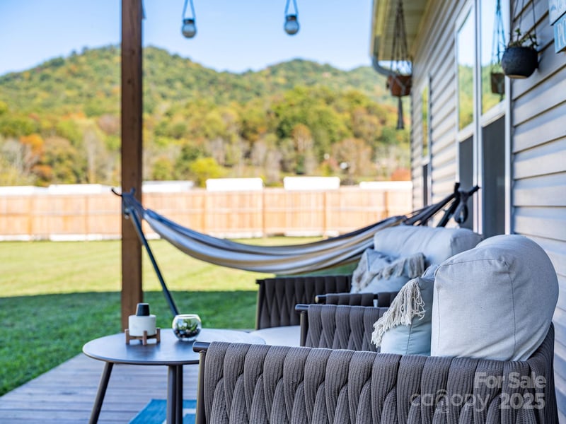 41 Utah Mountain Rd, Waynesville, NC 28785
