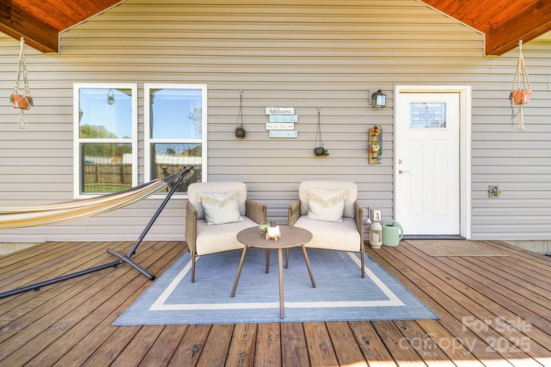 41 Utah Mountain Rd, Waynesville, NC 28785
