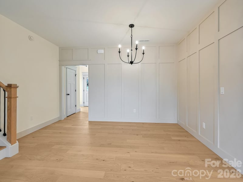 99 Arco Rd, Asheville, NC 28805