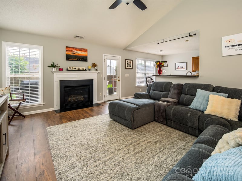 141 Black River Rd, Fletcher, NC 28732