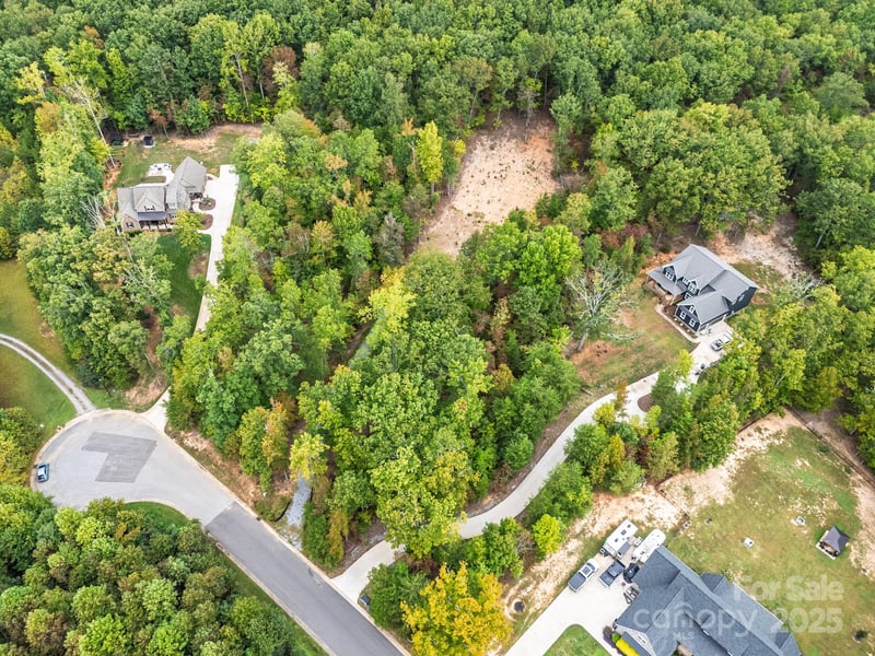 5172 Kings Pinnacle Dr, Kings Mountain, NC 28086