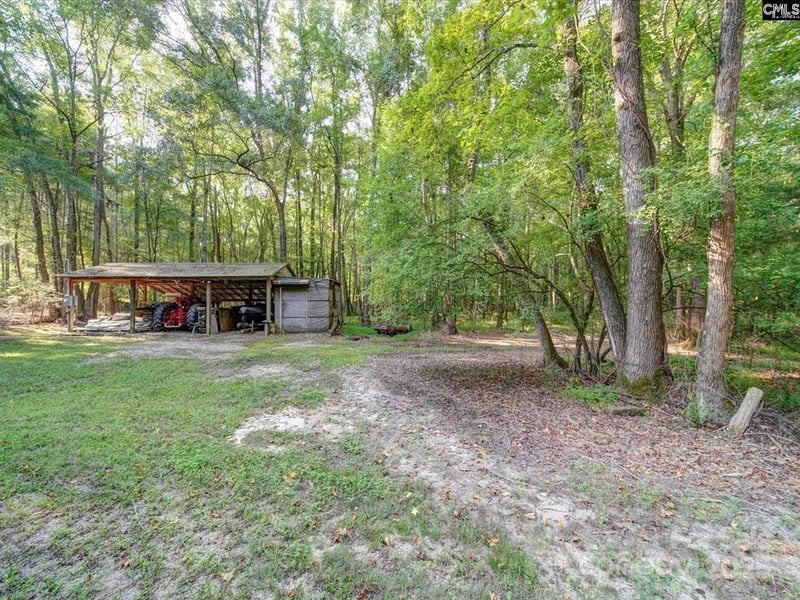 1239 John G Richards Rd, Camden, SC 29020