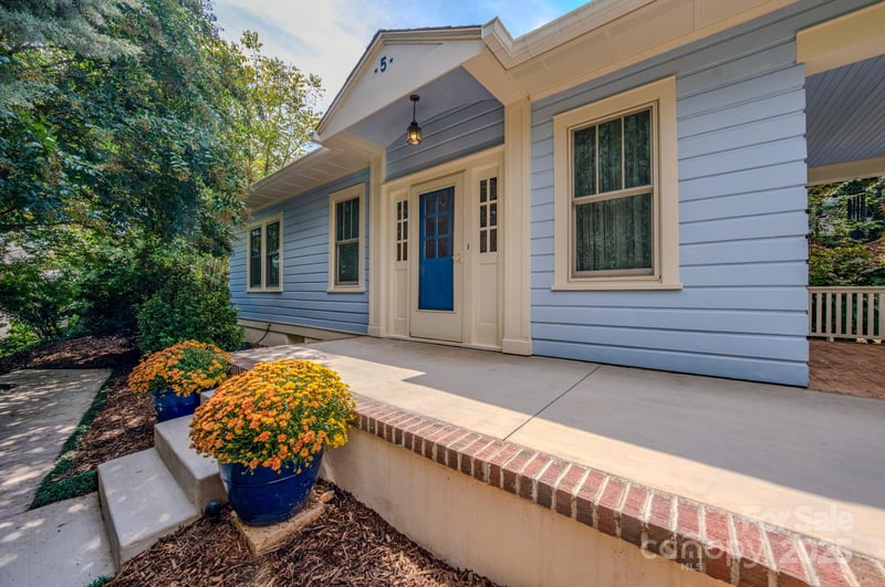 5 Camden Ave, Asheville, NC 28804