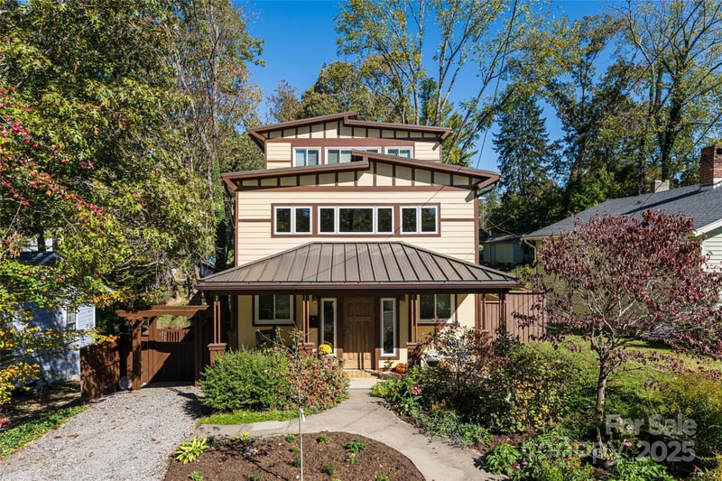 99999 Gray St, Asheville, NC 28801