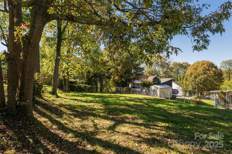 99999 Gray St, Asheville, NC 28801