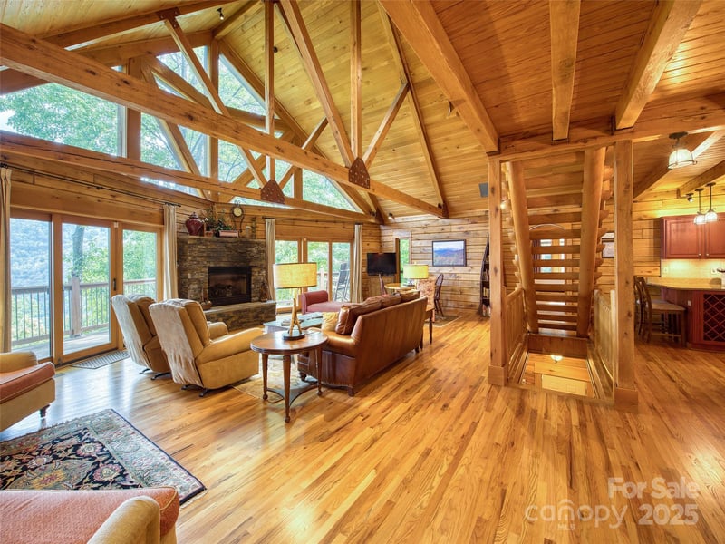 382 Walela Trl, Maggie Valley, NC 28751