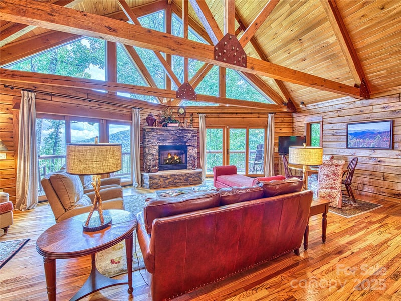 382 Walela Trl, Maggie Valley, NC 28751