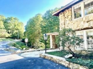 2550 Hebron Rd, Laurel Park, NC 28739
