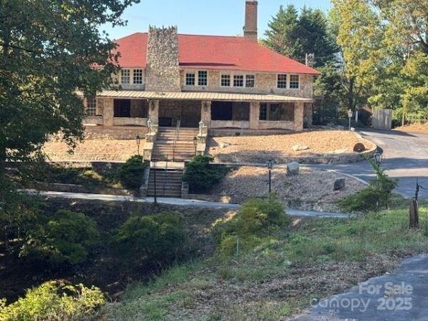 2550 Hebron Rd, Laurel Park, NC 28739