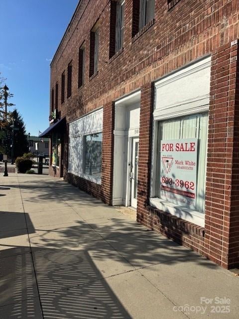 201 Main St, Hendersonville, NC 28739