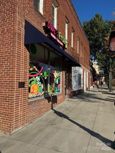 201 Main St, Hendersonville, NC 28739