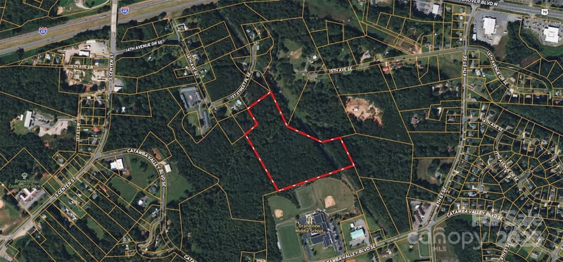 1539 1st Street Pl, Hickory, NC 28602