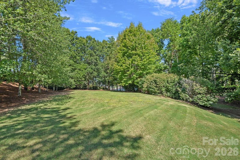 19002 Lakehouse Pointe Dr, Cornelius, NC 28031