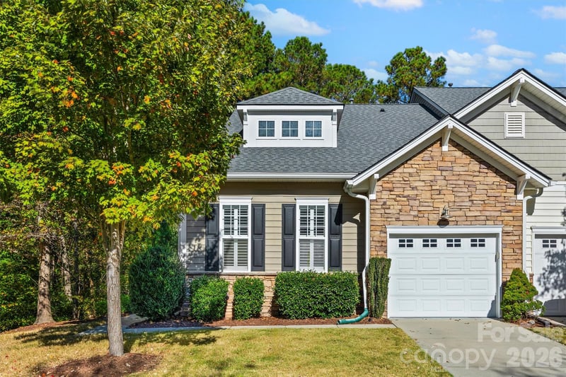 2090 Calloway Pines Dr, Fort Mill, SC 29708