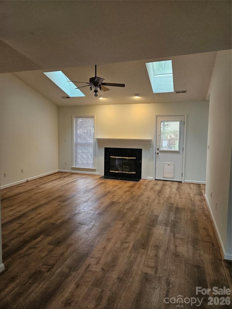 396 Glensprings Dr, Fletcher, NC 28732