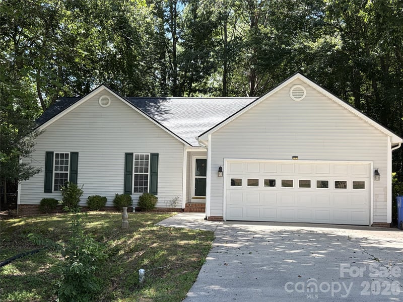 396 Glensprings Dr, Fletcher, NC 28732
