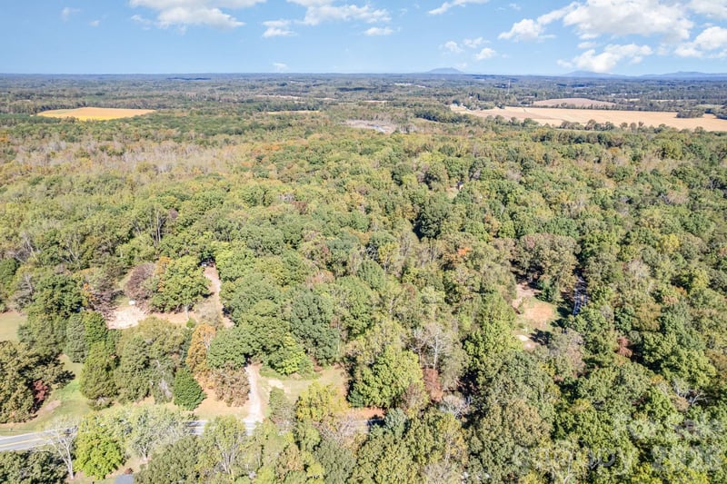 Courtney Huntsville Rd #1, Yadkinville, NC 27055