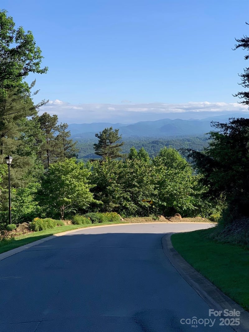 175 Senator Reynolds Rd #23, Asheville, NC 28804