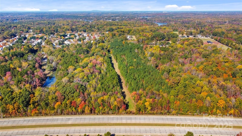 4926 Mt Holly Huntersville Rd, Charlotte, NC 28216