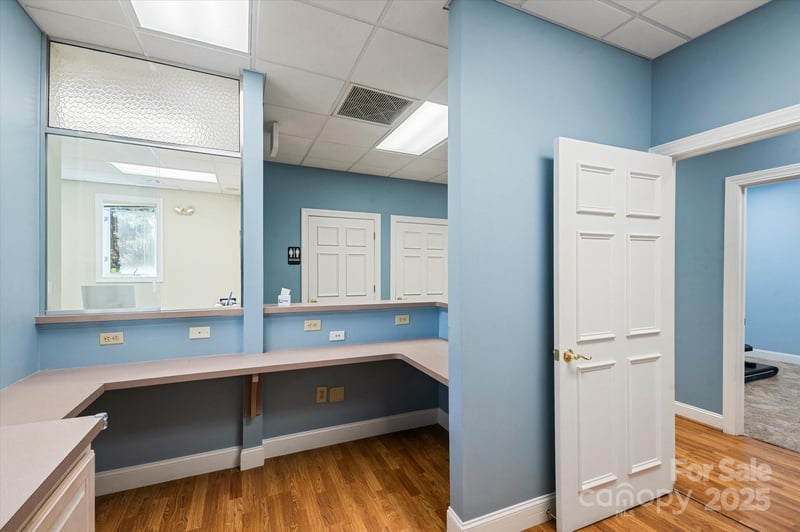 5 Park Pl, Brevard, NC 28712