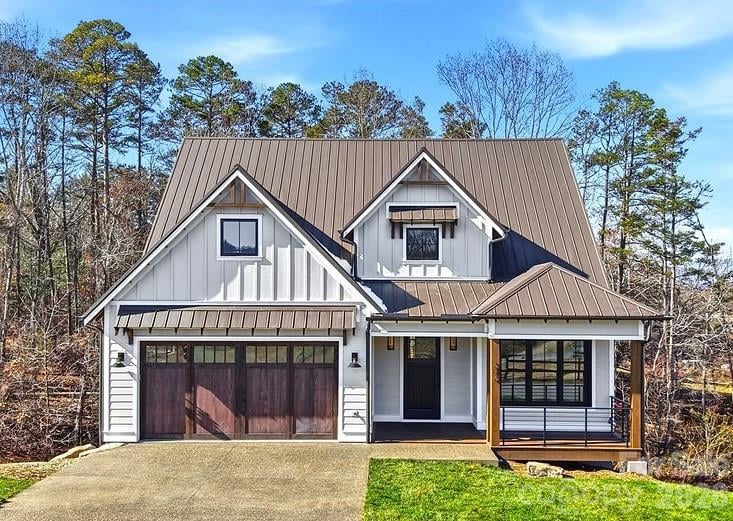 202 Westridge Farm Rd, Asheville, NC 28804