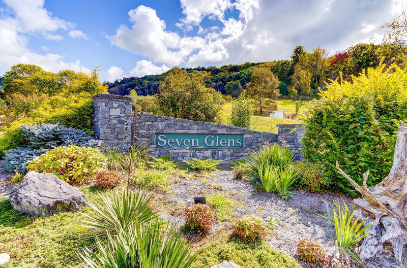 443 Glen Valley Dr, Weaverville, NC 28787