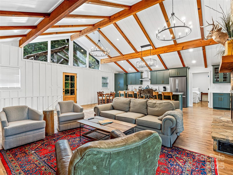 412 Cherokee Tc, Lake Toxaway, NC 28747