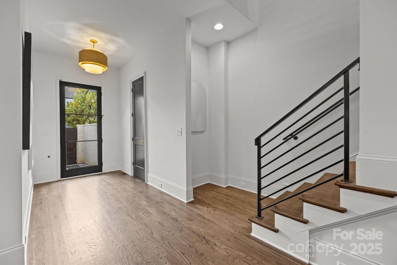 9004 Tynecastle Commons Ct, Charlotte, NC 28226
