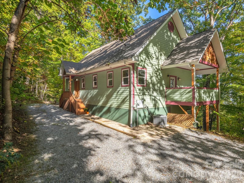 72 Wildflower Mountain Trl, Candler, NC 28715