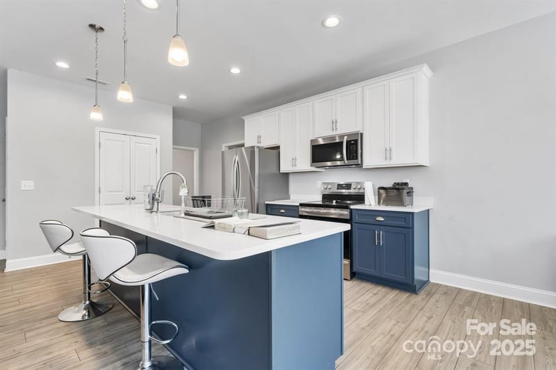 134 Gibbs Cir, Maiden, NC 28650