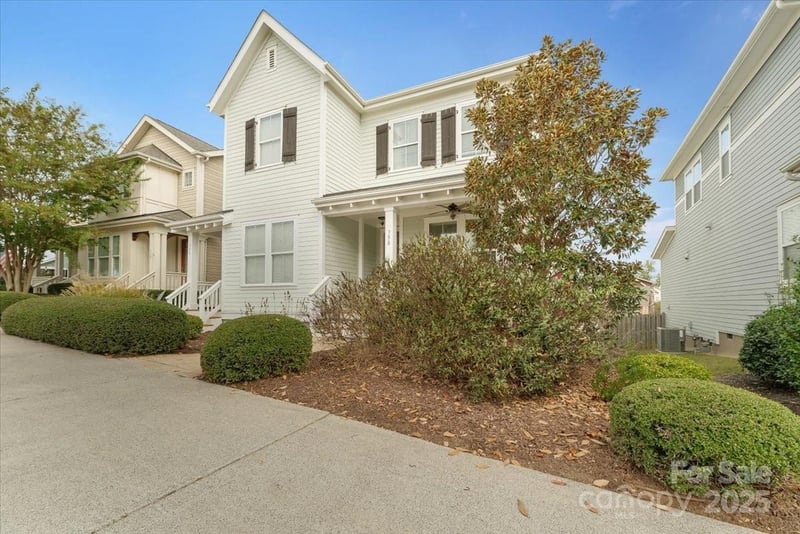 758 Waterscape Ct, Rock Hill, SC 29730