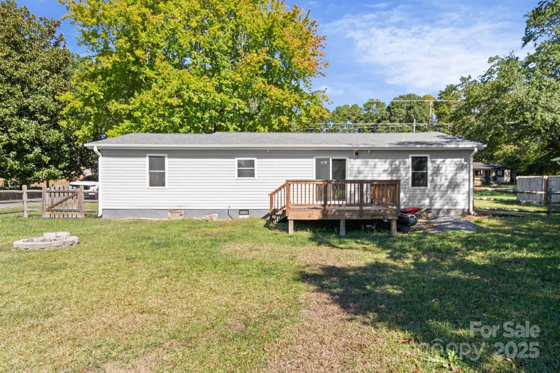 117 Danita Dr, Locust, NC 28097
