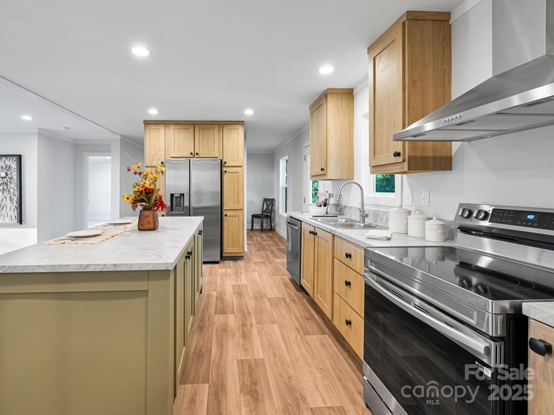 262 Appalachian Way, Mars Hill, NC 28754