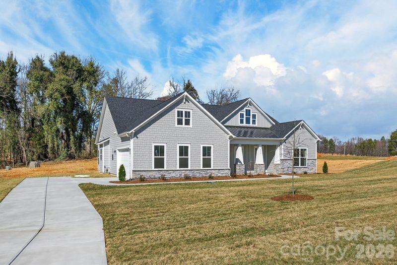516 Fern Hill Rd, Mooresville, NC 28117