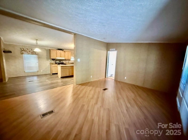 1409 Clayton Dr, Chester, SC 29706