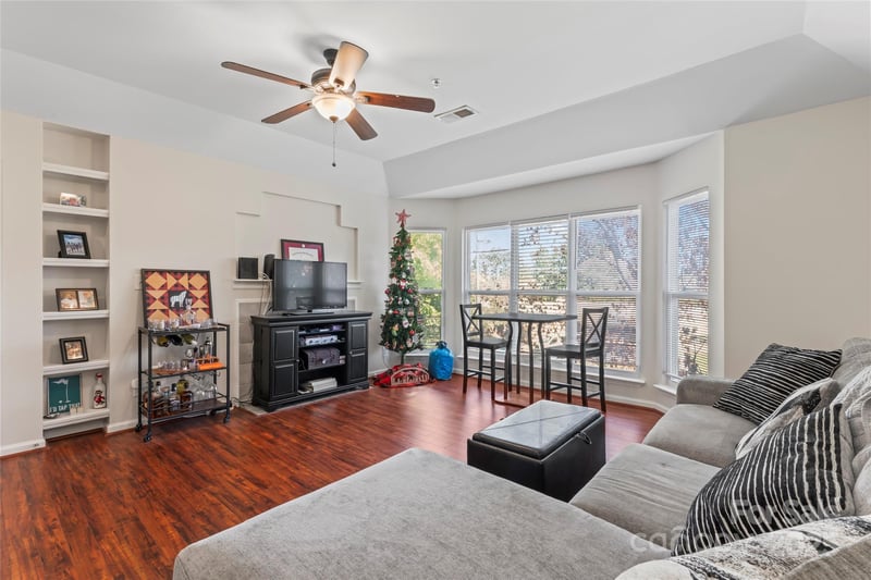 529 Graham St #3G, Charlotte, NC 28202