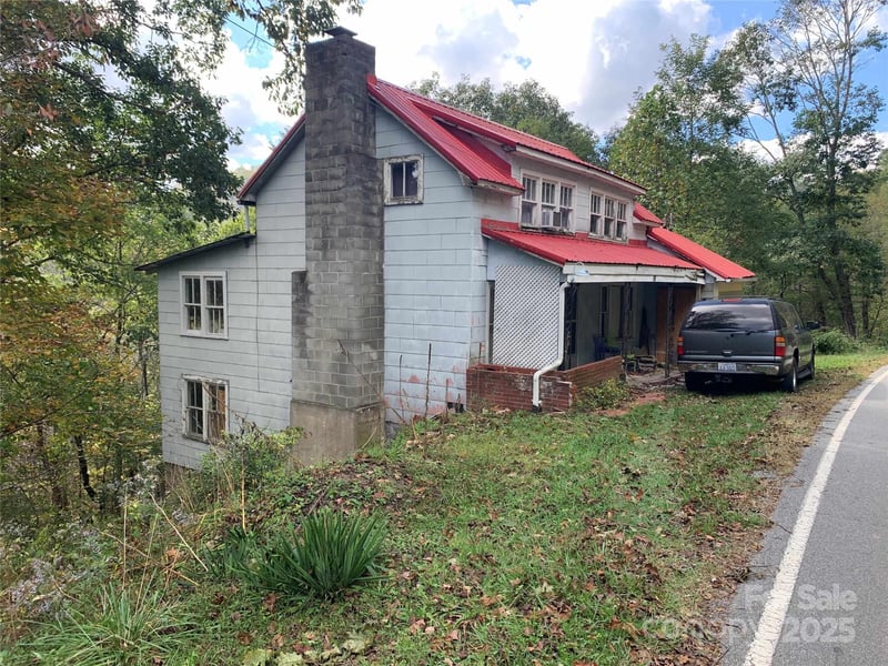 37 Us 19e Hw, Newland, NC 28657