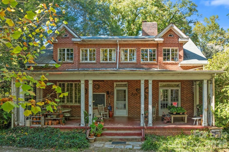 414 Beaucatcher Rd, Asheville, NC 28805