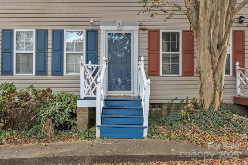 62 Duke St #3, Granite Falls, NC 28630